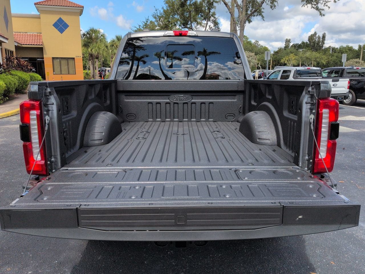 2026 Ford Super Duty F-250® Lariat®