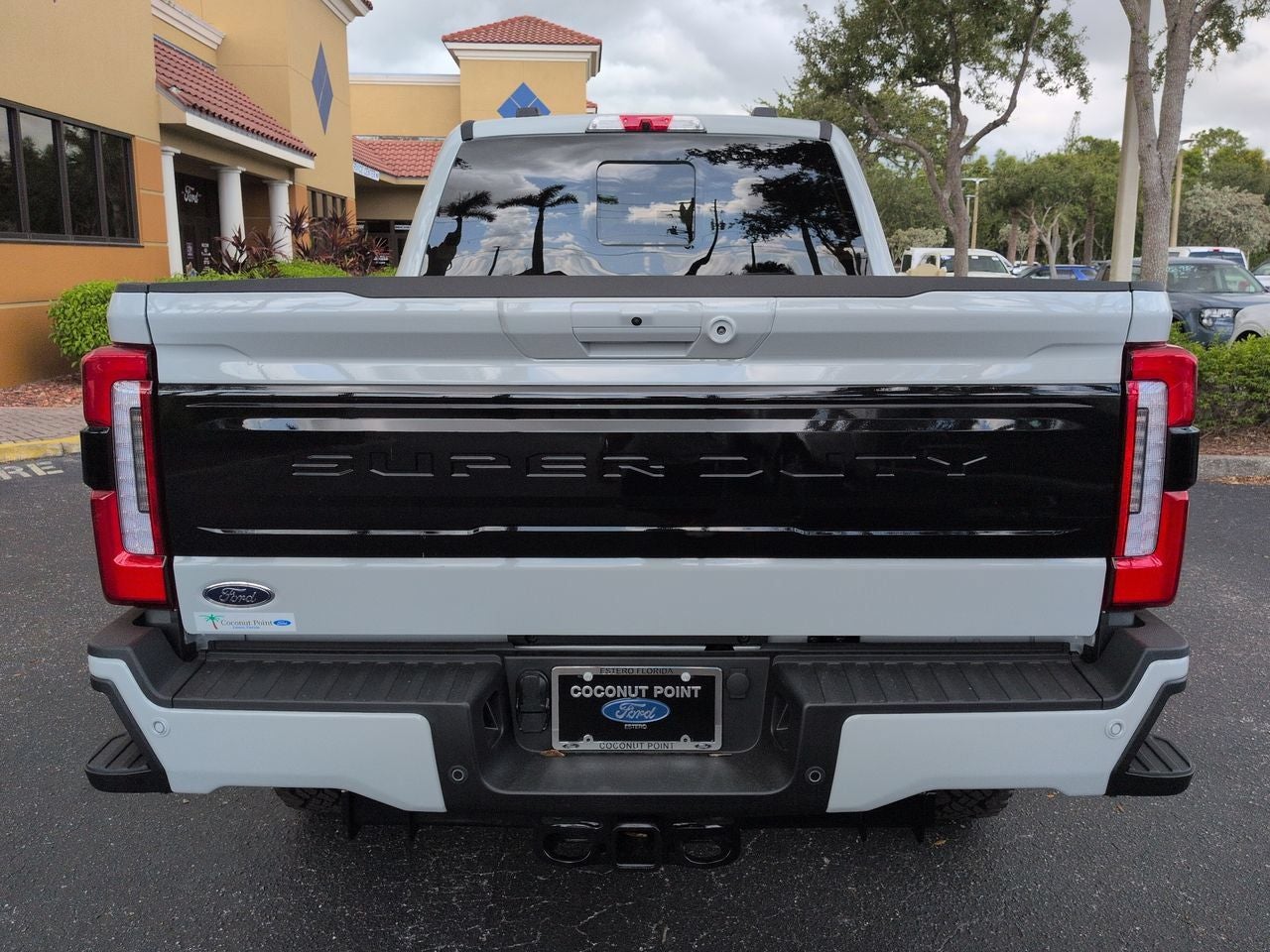 2026 Ford F-350SD Platinum