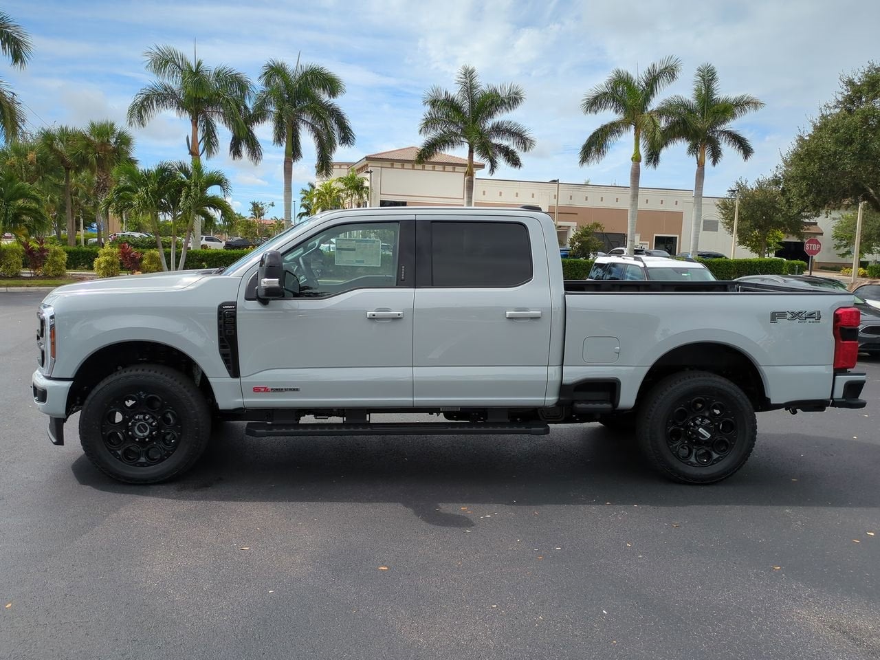 2026 Ford F-350SD Lariat