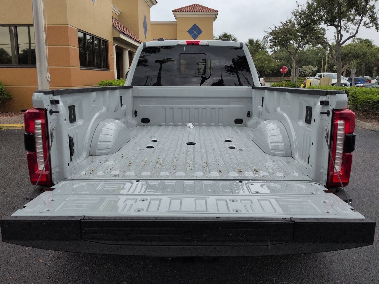 2026 Ford Super Duty F-350® Lariat®