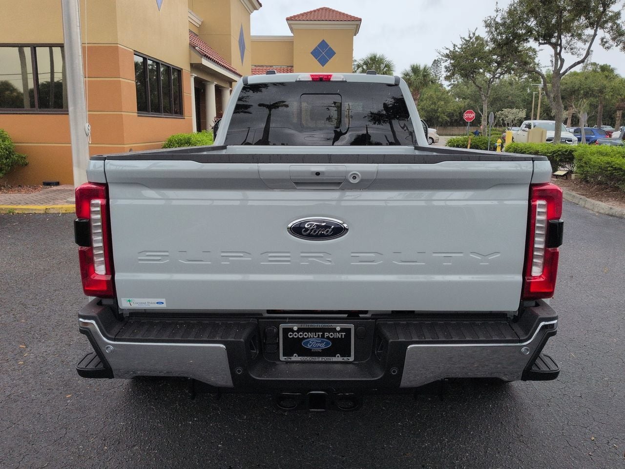 2026 Ford Super Duty F-350® Lariat®