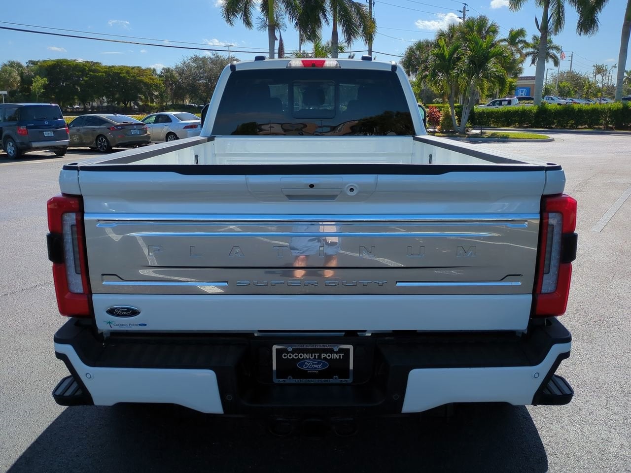 2026 Ford F-350SD Platinum DRW