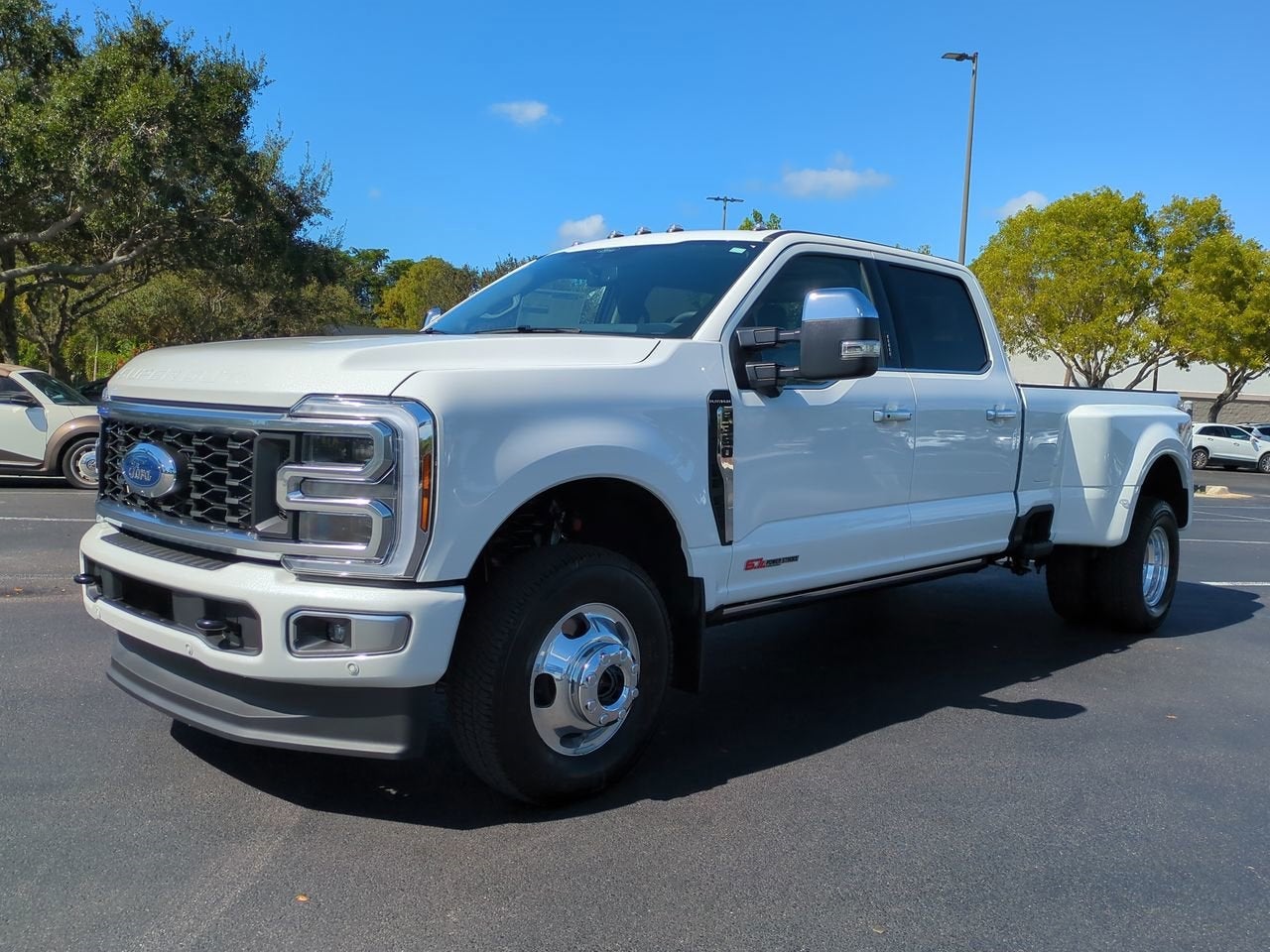 2026 Ford F-350SD Platinum DRW