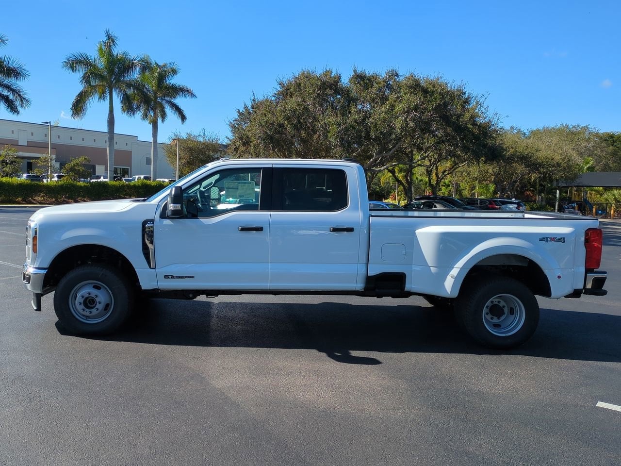 2026 Ford F-350SD XLT DRW