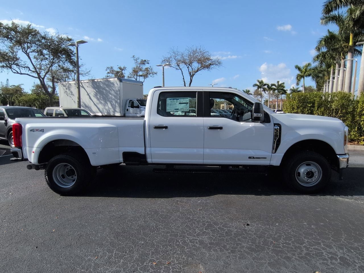 2026 Ford F-350SD DRW