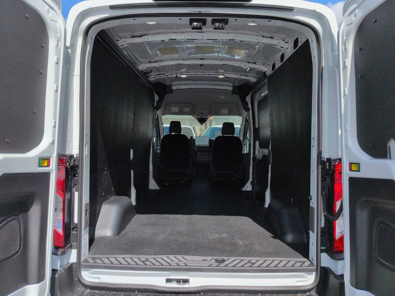 2026 Ford Transit-250 Base