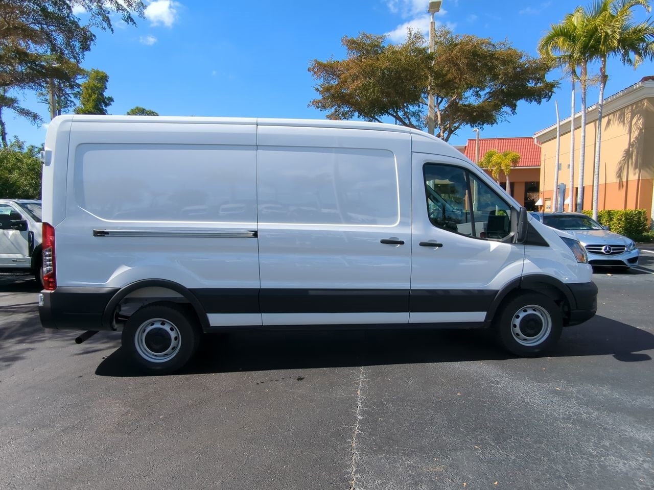 2026 Ford Transit-250 Base