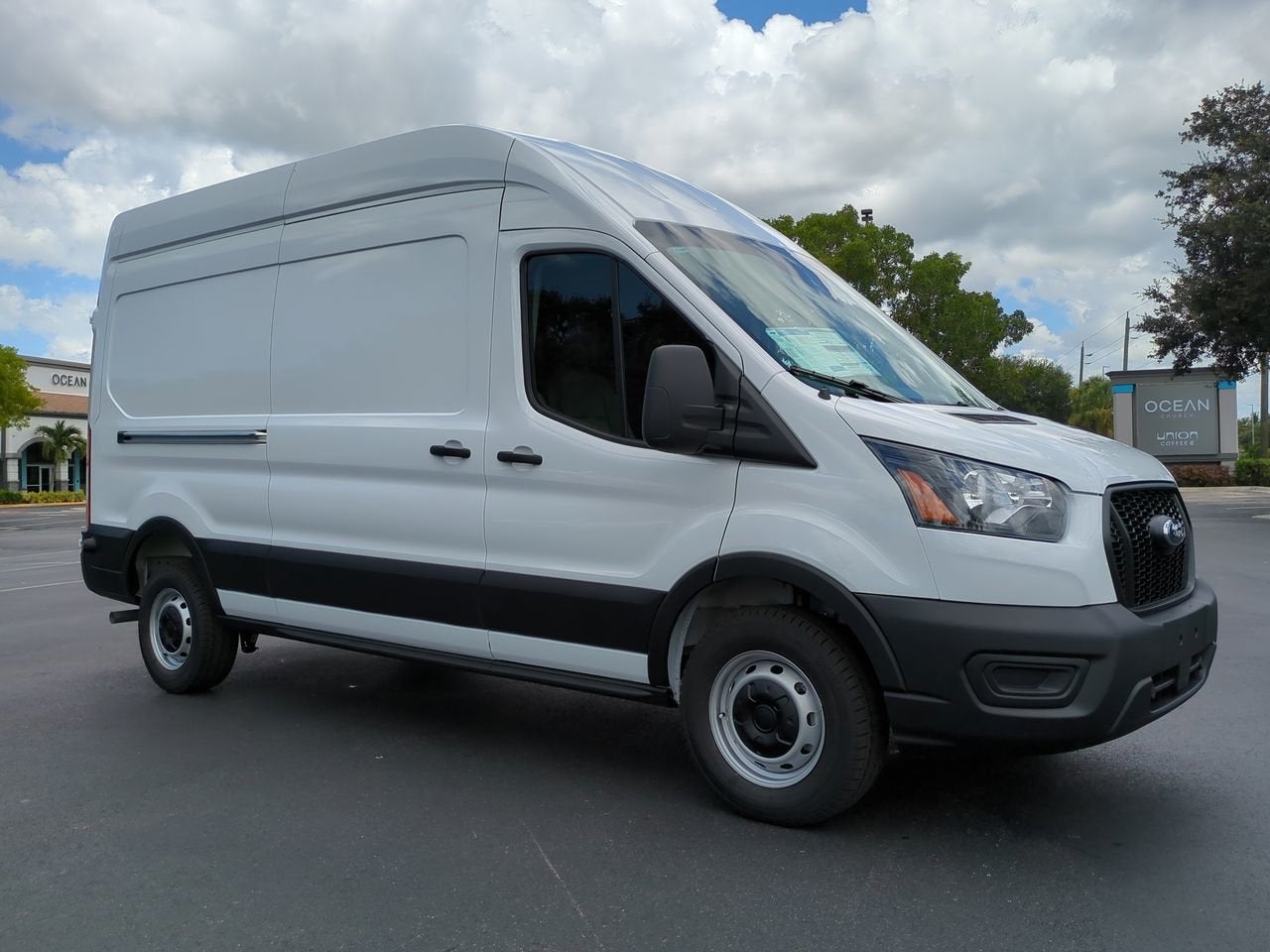 2025 Ford Transit-250 Base