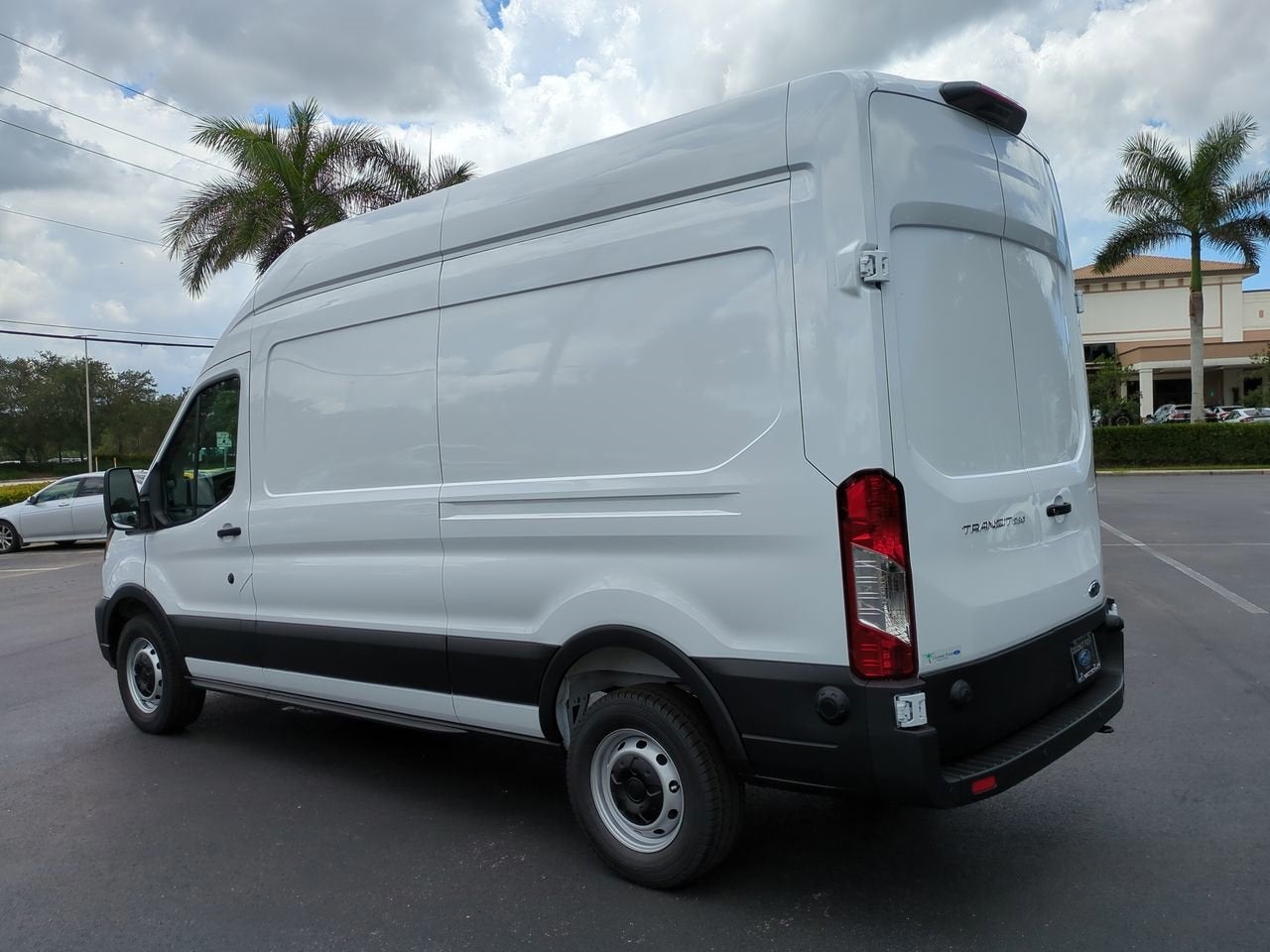 2025 Ford Transit-250 Base