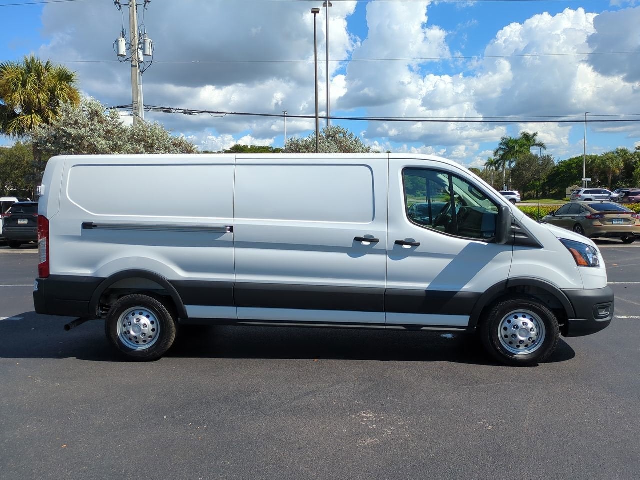 2025 Ford Transit-250 Base
