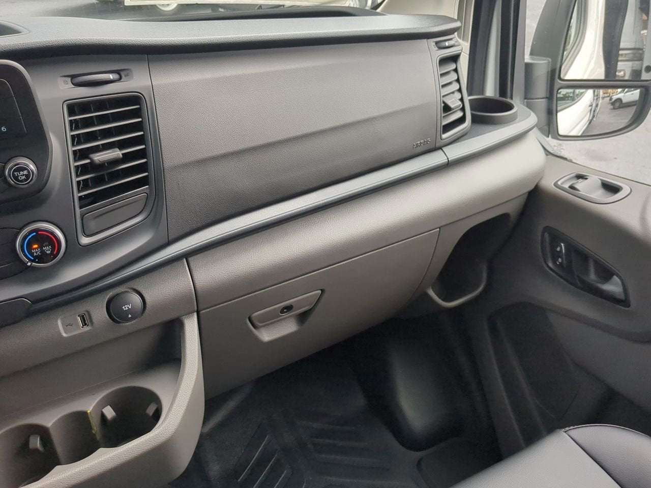 2025 Ford Transit-150 Base