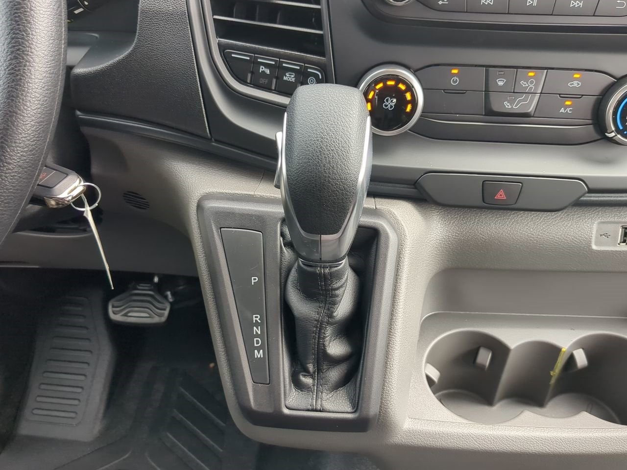 2025 Ford Transit-150 Base