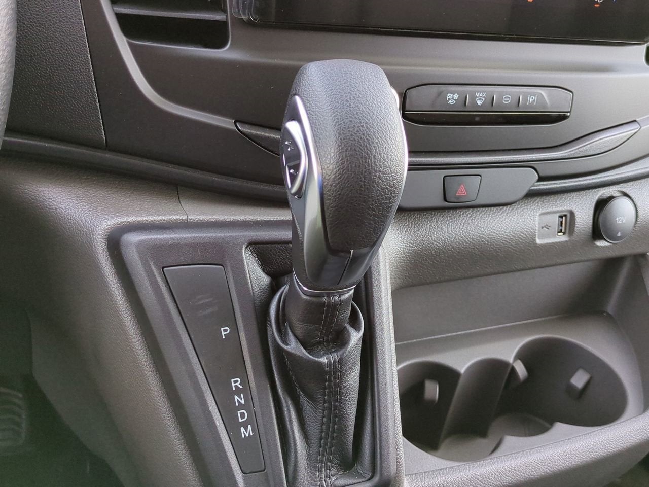 2025 Ford Transit-150 Base