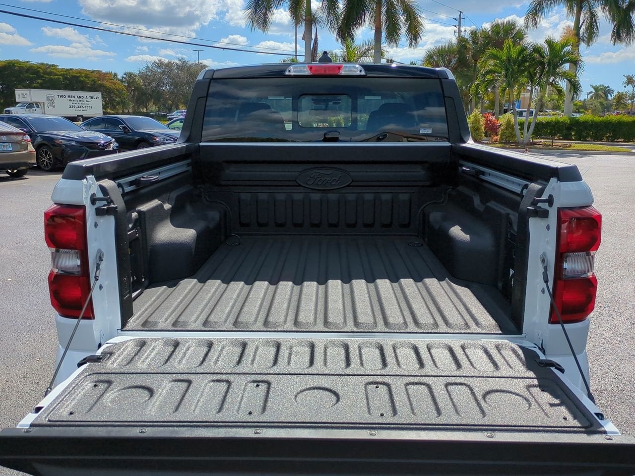 2025 Ford Maverick Lobo High