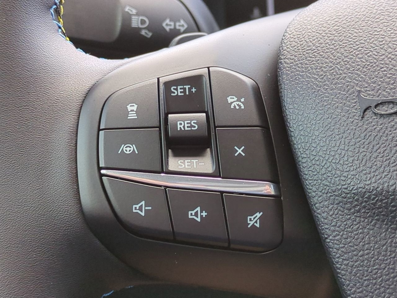 2025 Ford Maverick Lobo High