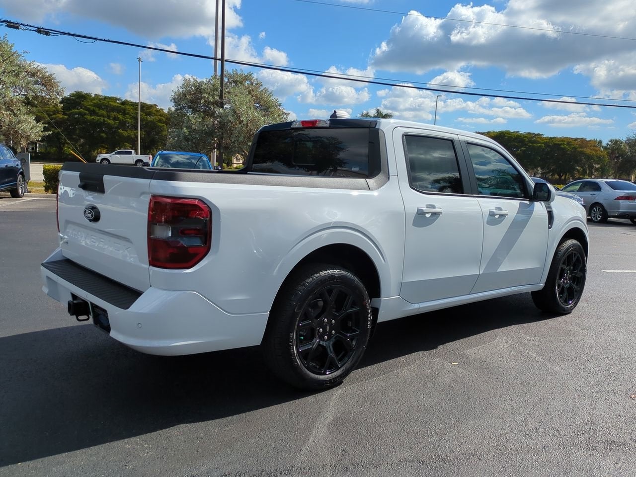 2025 Ford Maverick Lobo High