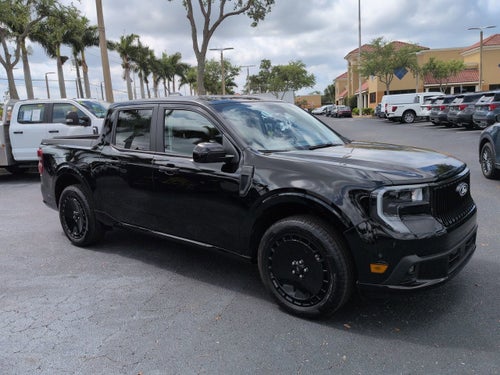 2026 Ford Maverick Lobo Standard