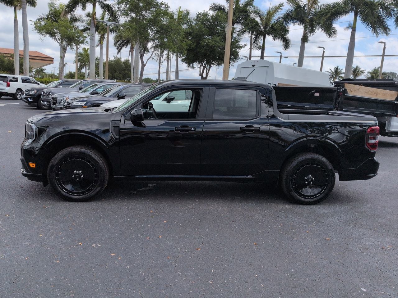 2026 Ford Maverick Lobo Standard