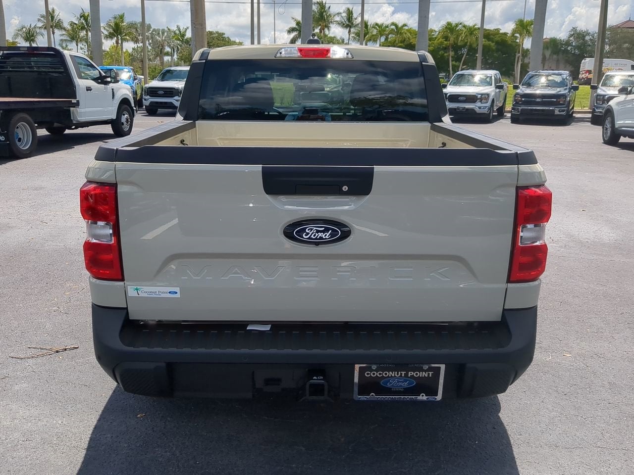 2025 Ford Maverick XL