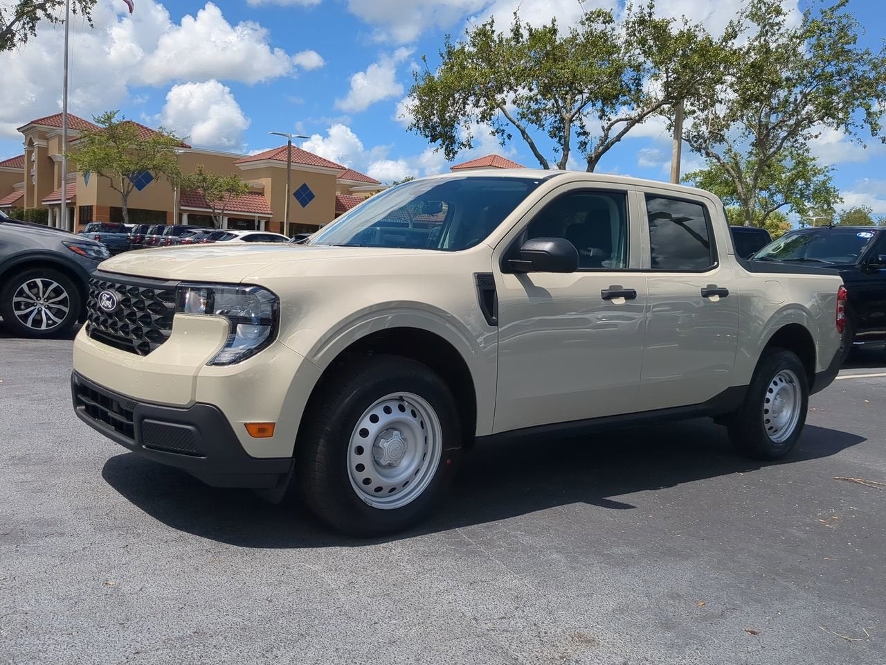 2025 Ford Maverick XL