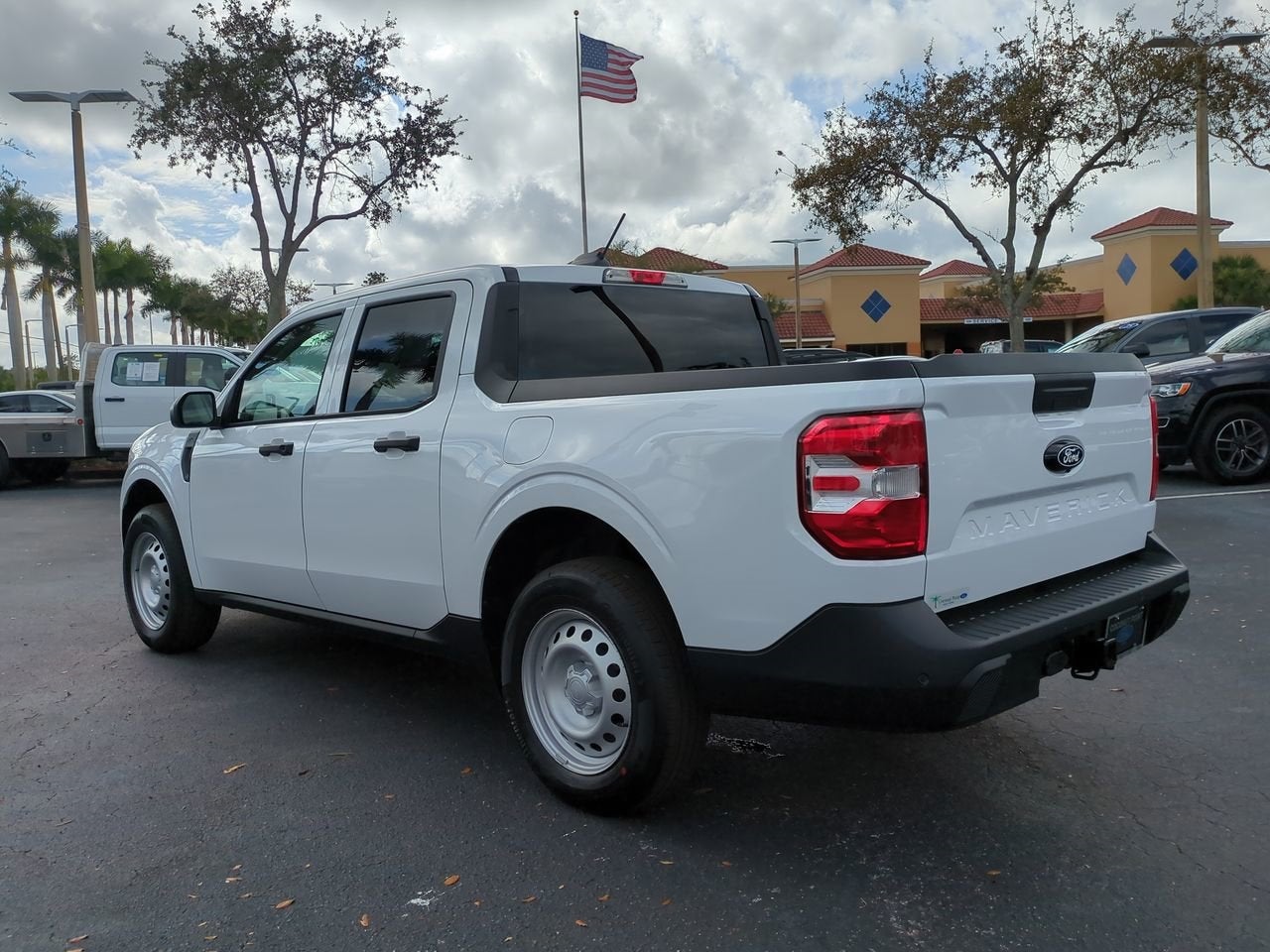 2026 Ford Maverick XL