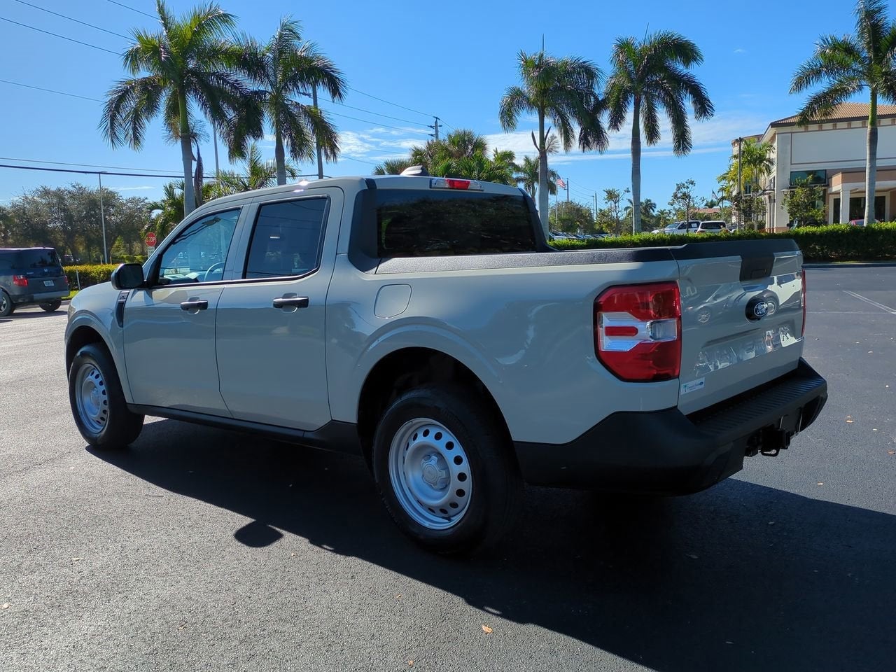 2025 Ford Maverick XL