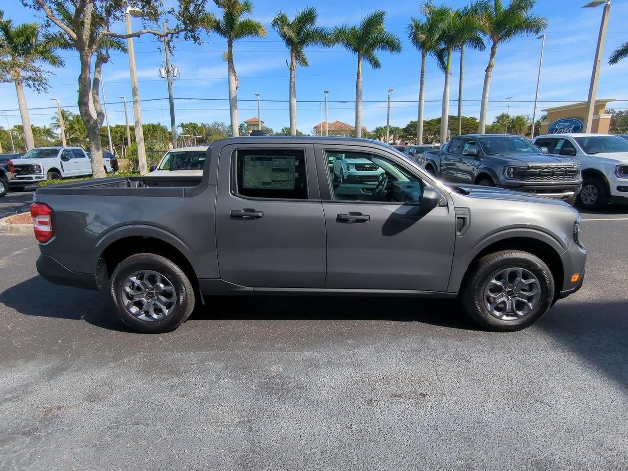 2025 Ford Maverick XLT