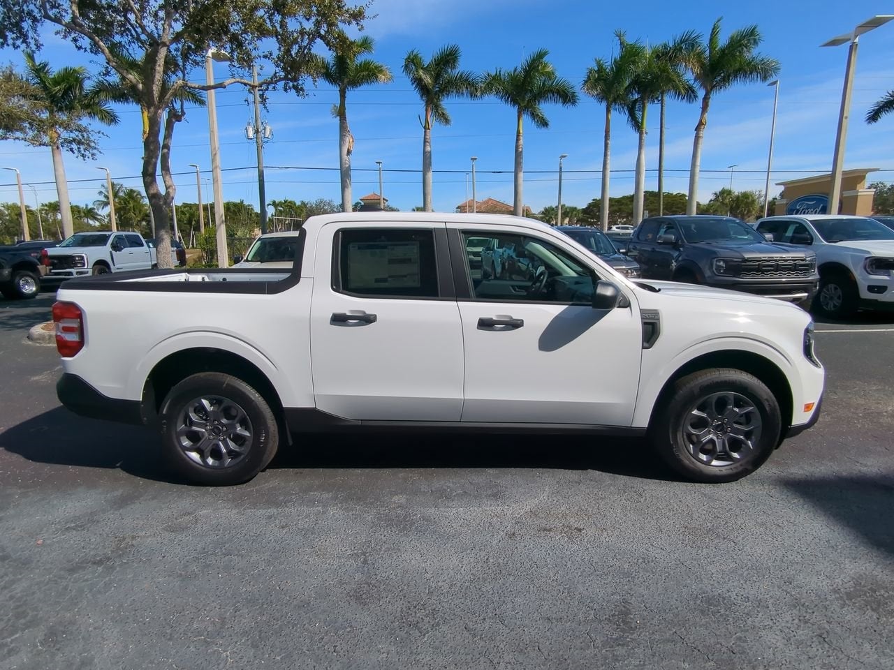 2025 Ford Maverick XLT