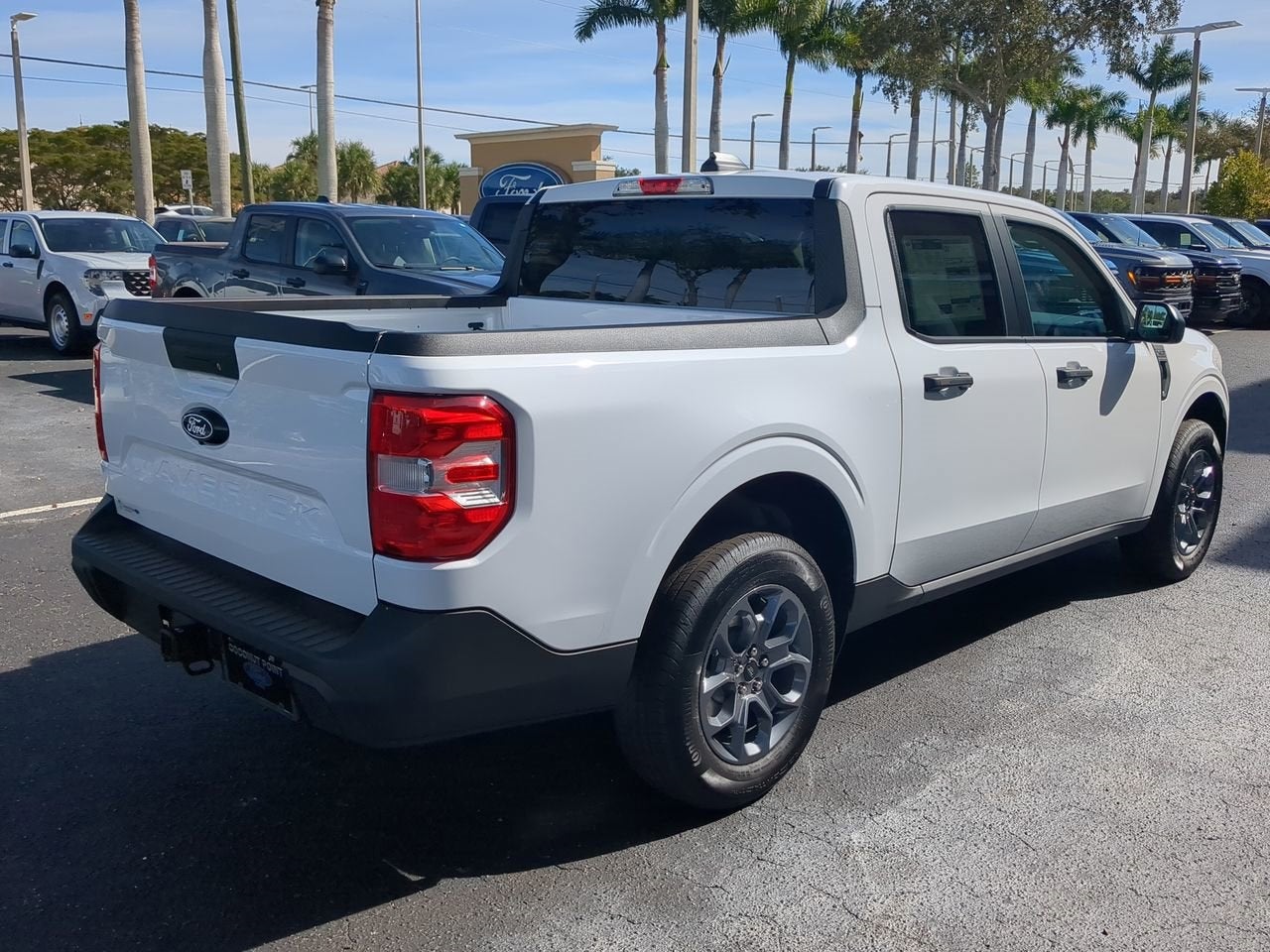 2025 Ford Maverick XLT