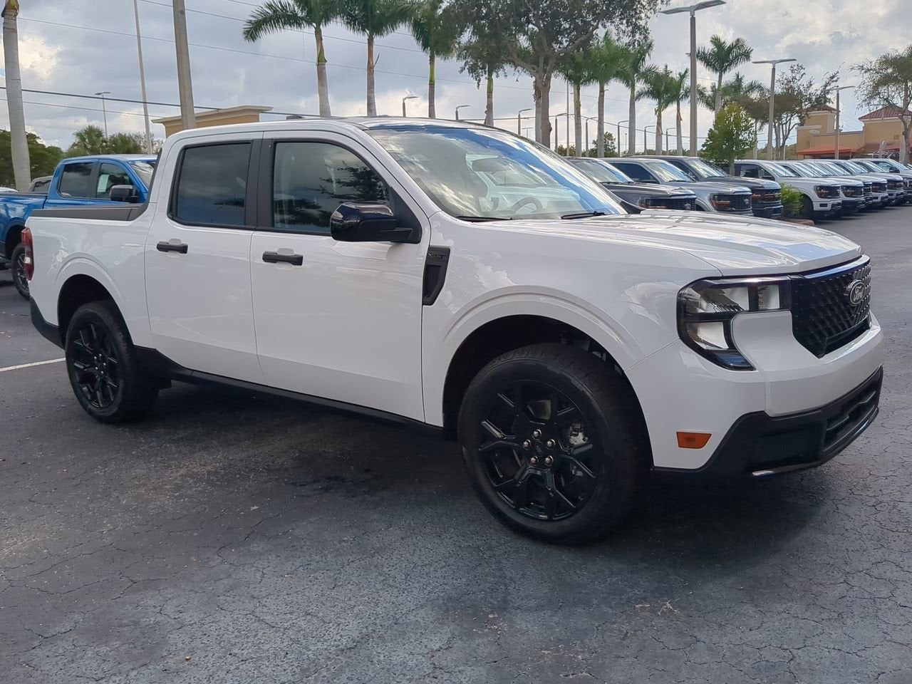 2025 Ford Maverick XLT