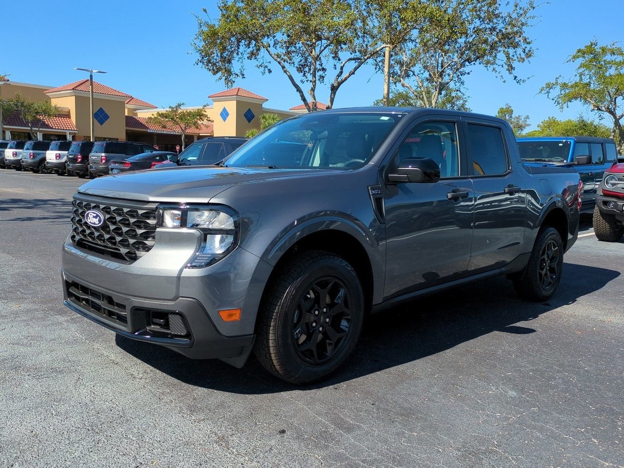 2025 Ford Maverick XLT